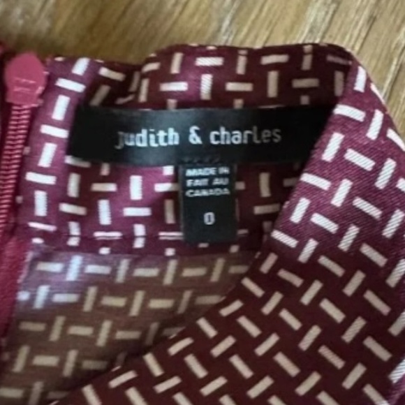 JUDITH & CHARLES Mathys Sleeveless Cutout Top in Geo Print - Picture 4 of 9